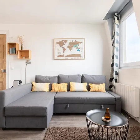 Daire Theater One Bedroom